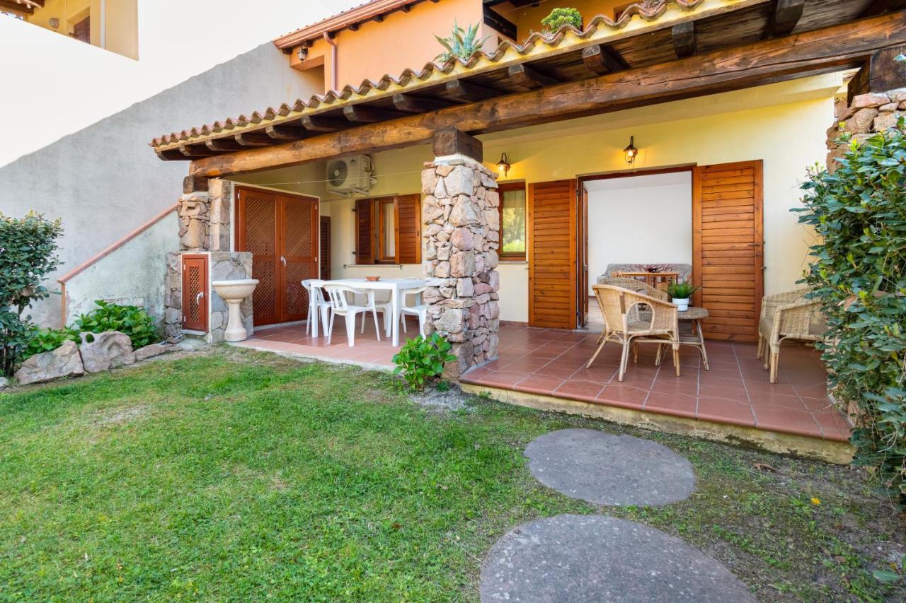 Holiday House Li Piri San Teodoro  Exterior foto